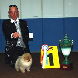Luxemburg-2009-Best-Baby-in-Show---Won-a-pa-lei-Giorgio-Armani